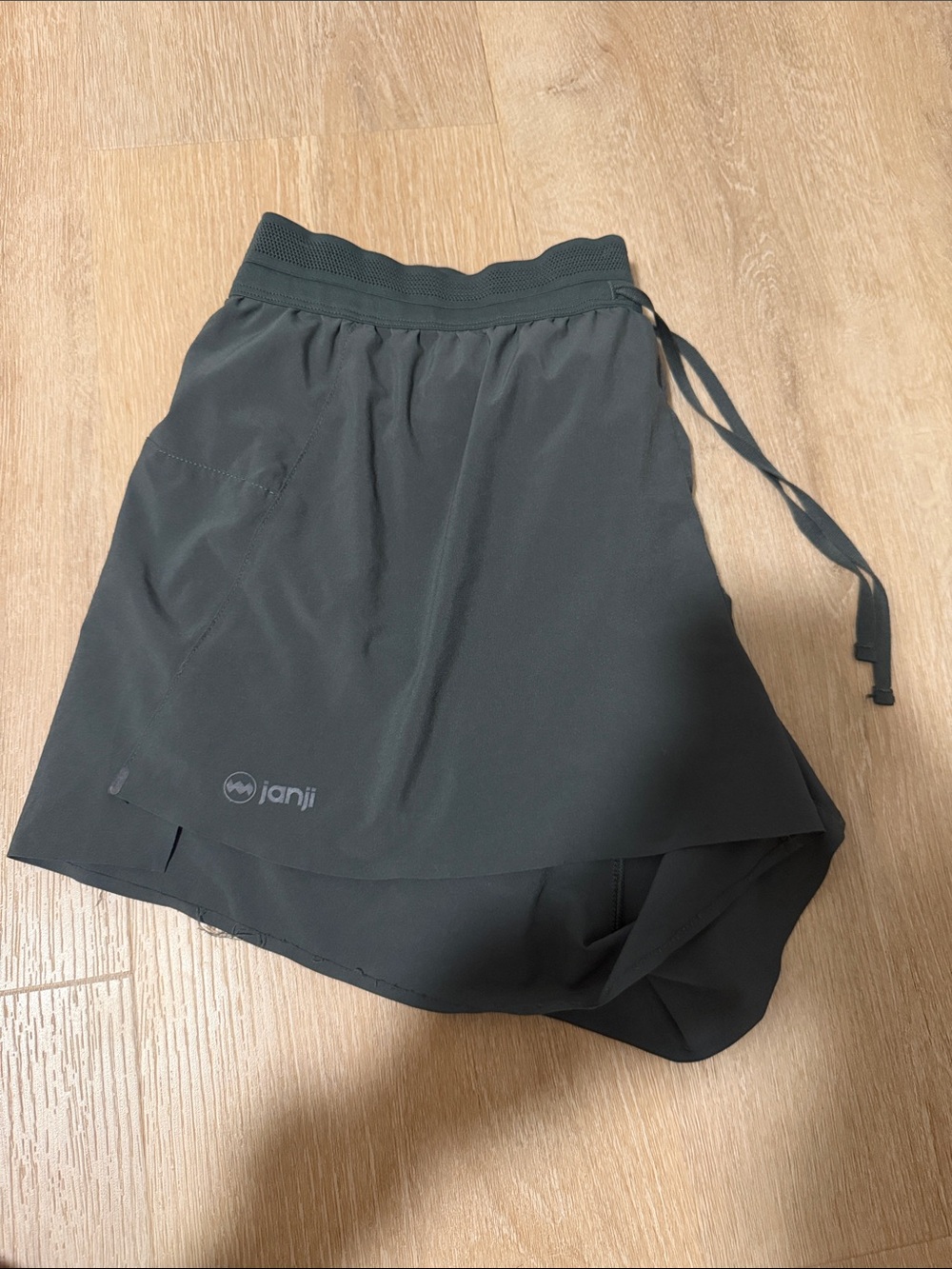 Women’s janji shorts AFO 3 in